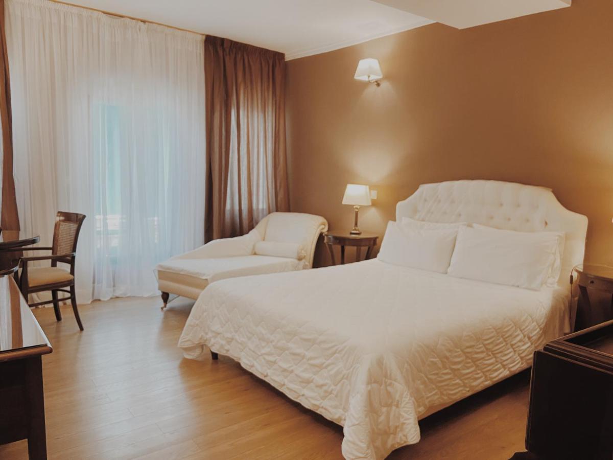 Five Seasons Pension นาฟปลิโอ ภายนอก รูปภาพ